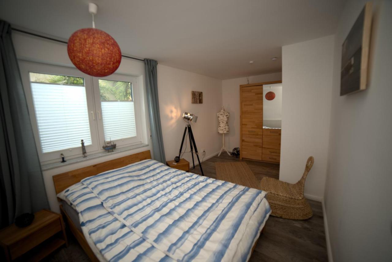 Schoene Ferienwohnung Бреге Екстериор снимка